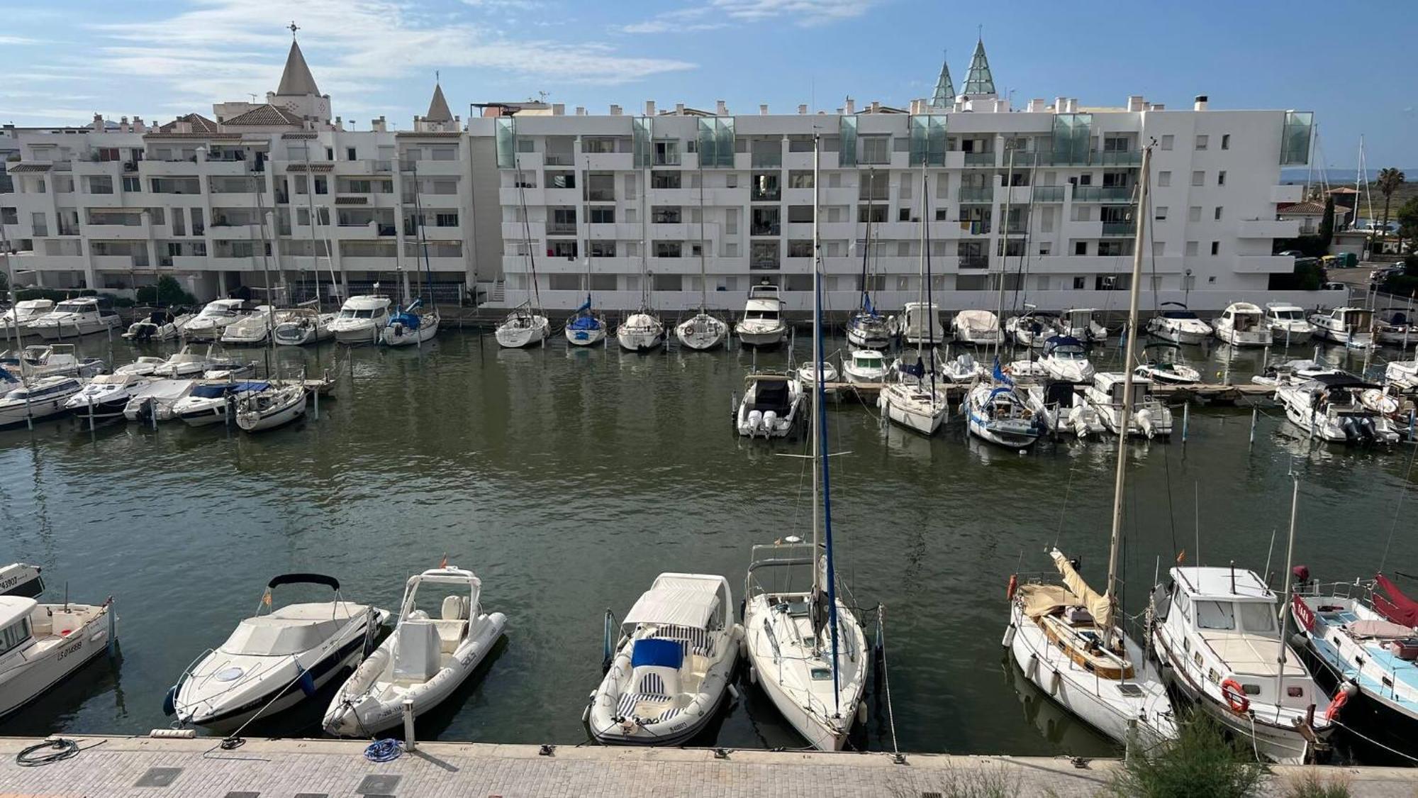 Precioso Piso Con Vista Al Canal Y Piscina En Roses Av-69 Exteriér fotografie
